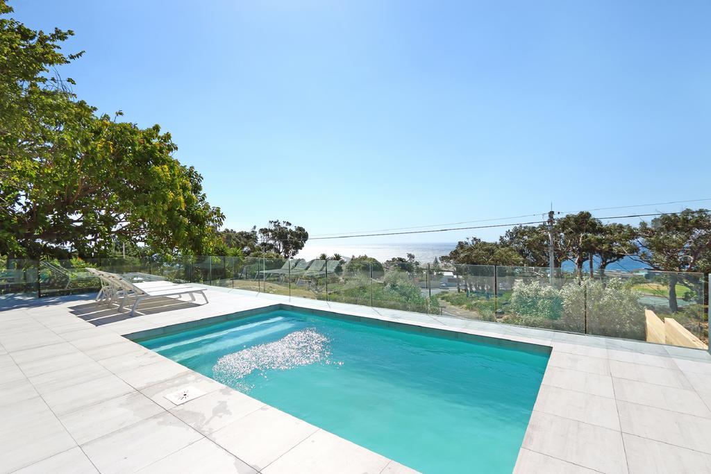 Valtameri By Totalstay Camps Bay Esterno foto