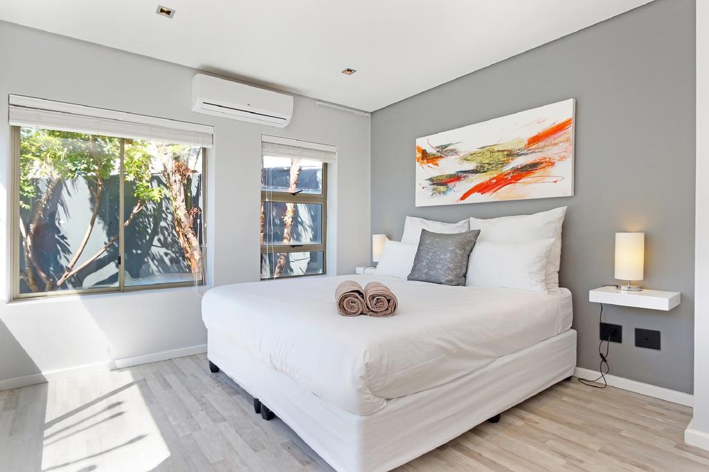 Valtameri By Totalstay Camps Bay Esterno foto