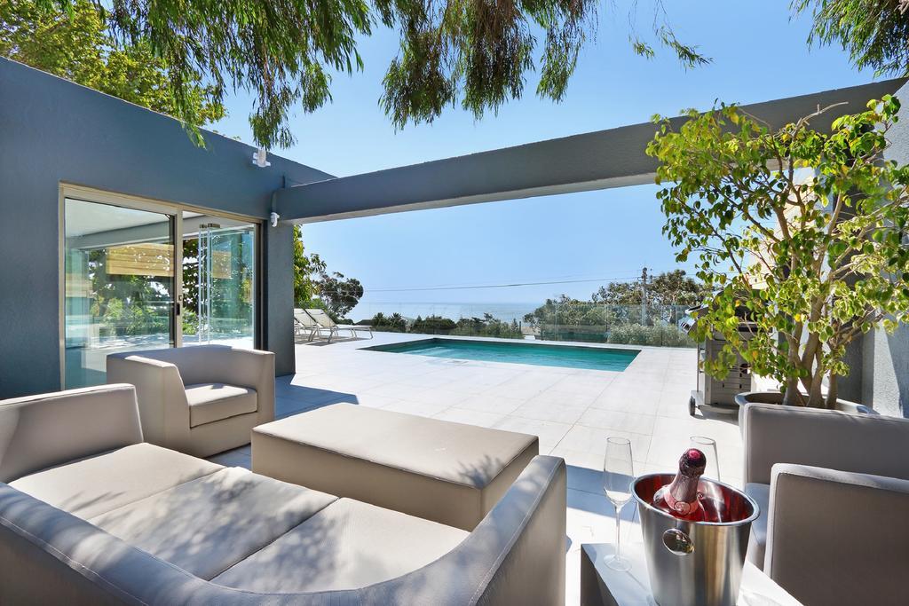 Valtameri By Totalstay Camps Bay Esterno foto